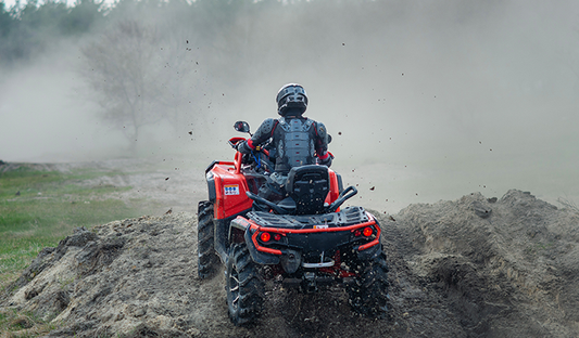 How To Pick The Perfect Helmet For Riding A UTV