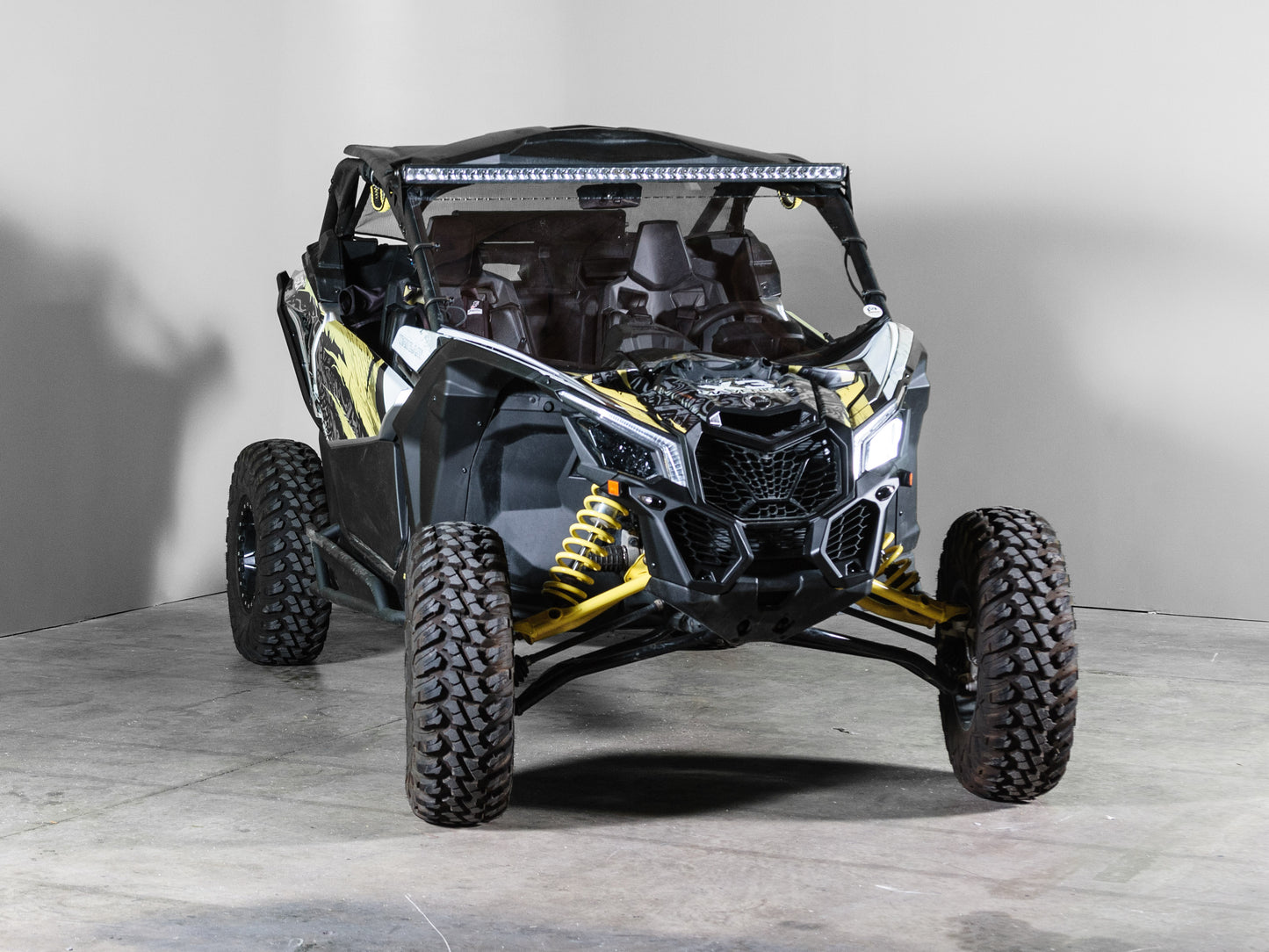 TK00515 CAN-AM MAVERICK X3 (WITHOUT INTRUSION BARS) FULL UTV WINDSHIELD - STANDARD 3/16"