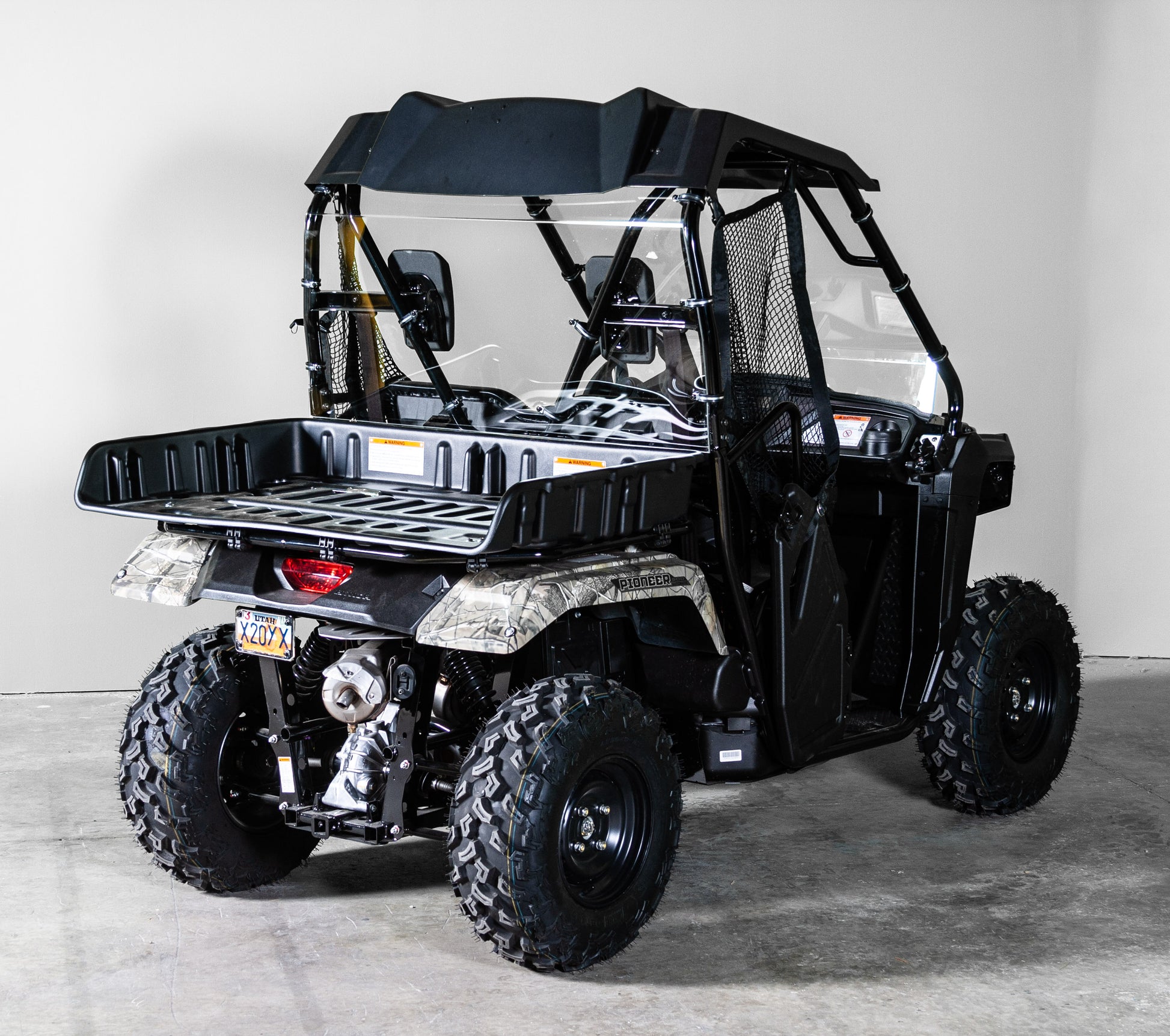 TK00112 2021+ HONDA PIONEER 520 REAR UTV WINDSHIELD - STANDARD 3/16"