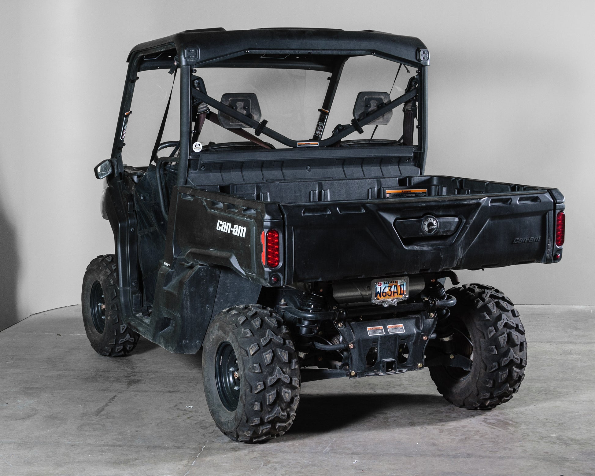 TK00476 CAN-AM DEFENDER WITH PRO FIT FRAME REAR UTV WINDSHIELD - STANDARD 3/16"