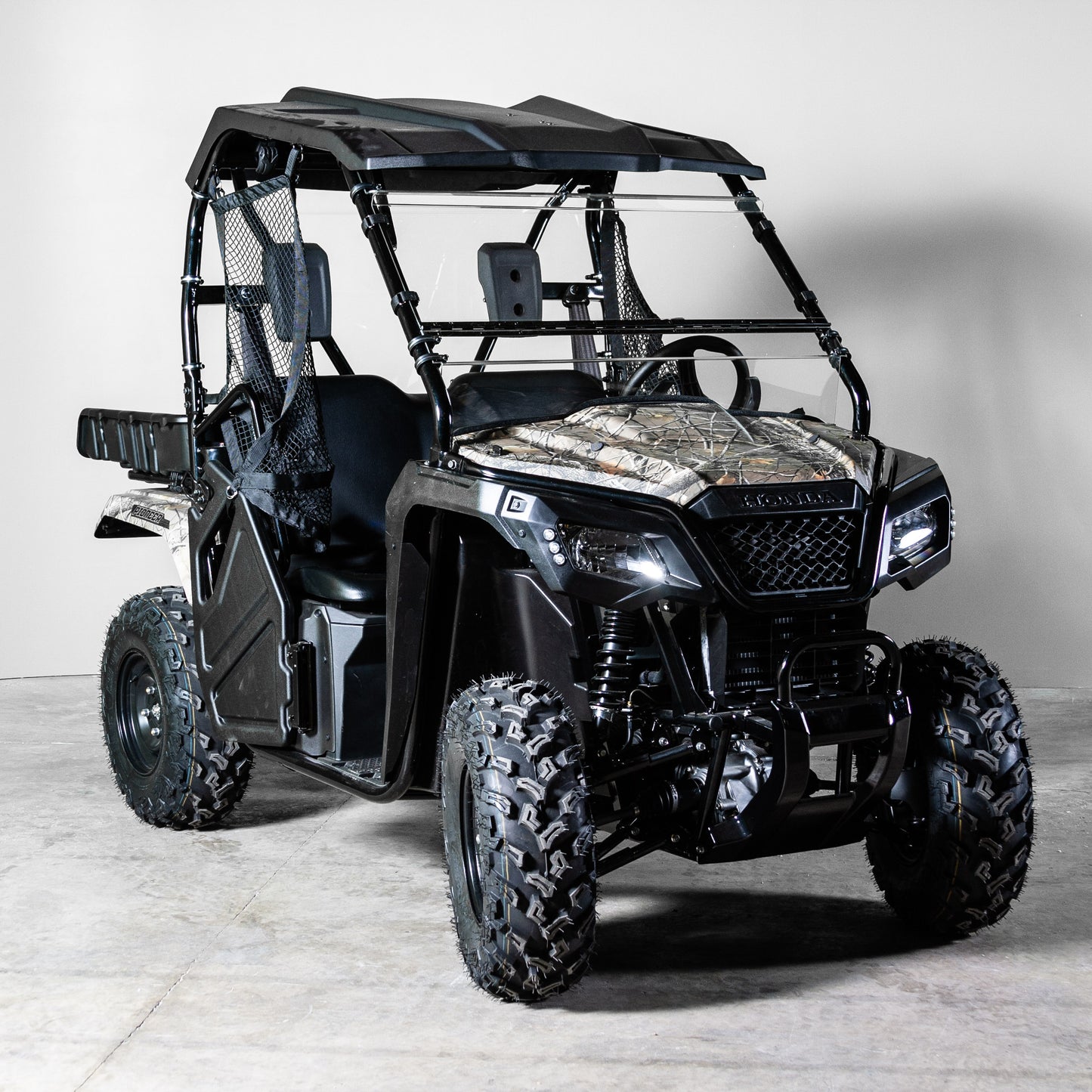 TK00614 2017-2022 HONDA PIONEER 500 TILTING UTV WINDSHIELD - SCRATCH RESISTANT 1/4" - FOR SOFT OR NO TOP 